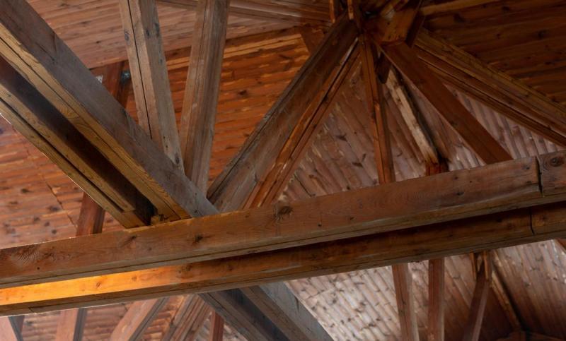 Charpente en bois &agrave; Cond&eacute;-en-Normandie, quel budget pr&eacute;voir ?